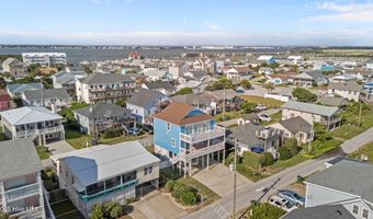 201 Glenn St, Atlantic Beach, NC 28512