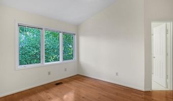 1975 N ADAMS St, Arlington, VA 22201