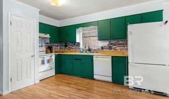 112 E Hurricane Rd, Bay Minette, AL 36507