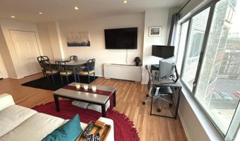 5340 HOLMES RUN Pkwy #706, Alexandria, VA 22304