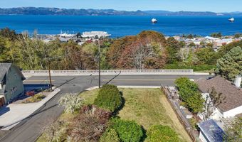 19 TH St, Astoria, OR 97103