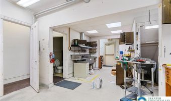 911 W Hamilton St, Allentown, PA 18101