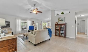 157 ALEXANDER ESTATES Dr, Auburndale, FL 33823