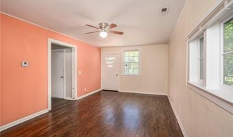 914 Jersey St, Baldwin City, KS 66006