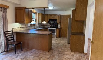 707 S GOLDENROD Dr, Appleton, WI 54914
