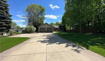 12296 Hart Ave NW, Annandale, MN 55302