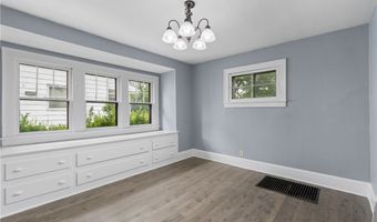 1012 Brown St, Akron, OH 44301