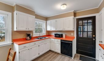 52 Biggs St, Barre, VT 05641