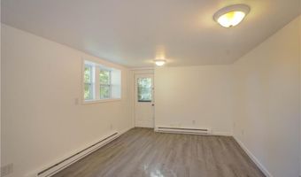 3214 Post Rd, Warwick, RI 02886