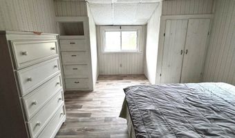 7 Howard Siding Ln, Abbot, ME 04406