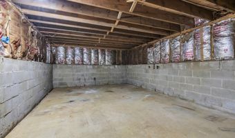 11 Phillips Mills Dr, Middletown, NJ 07748