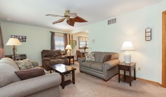 21 Bethpage Dr, Bethel, CT 06801