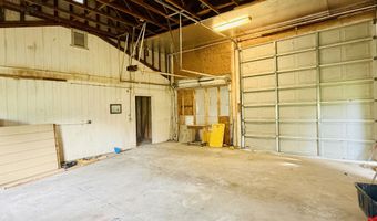 17228 China Gulch Dr, Anderson, CA 96007