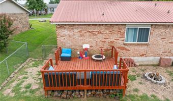 904 N St, Barling, AR 72923
