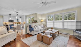 4720 W CHICORY Ln, Appleton, WI 54914