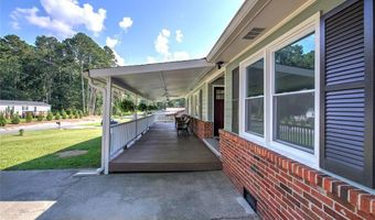 4749 COX St SE, Acworth, GA 30101