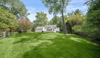 8436 BURNING TREE Rd, Bethesda, MD 20817