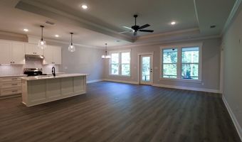 185 Meredith Dr, Bainbridge, GA 39819