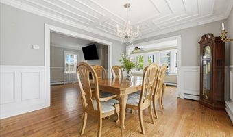 17 Norman Ave, Amityville, NY 11701