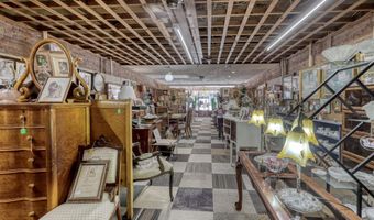 1041 Military Ave, Baxter Springs, KS 66713