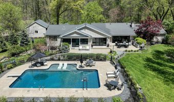 266 Pettis Ave NE, Ada, MI 49301