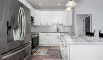 701 SONNE Dr, Annapolis, MD 21401