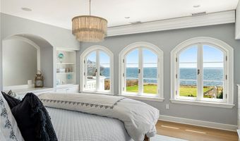 85 Nayatt Rd, Barrington, RI 02806