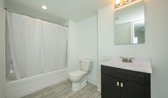 1813 Strauss Ave, Adel, IA 50003