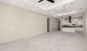 425 S 12th St, Alamo, TX 78516