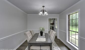 9 Treeway Dr, Brandon, MS 39042