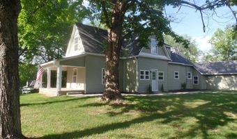 19 S Lester St, Bloomfield, IN 47424