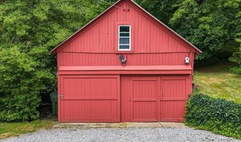 23 Spring St, Chester, CT 06412