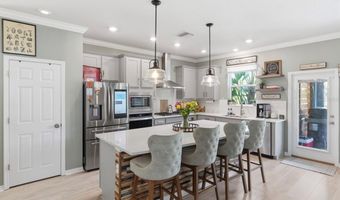 5554 SILVER SUN Dr, Apollo Beach, FL 33572