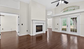 1008 ROYAL OAKS Dr, Apopka, FL 32703