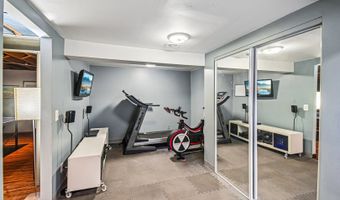 815 S Salem Ave, Arlington Heights, IL 60005