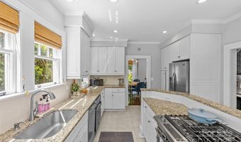 1726 The Plz, Charlotte, NC 28205