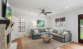 1207 W NEW HAMPSHIRE St, Orlando, FL 32804