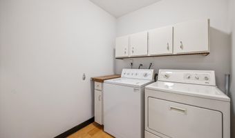 1400 SE LAVA Dr 6, Milwaukie, OR 97222