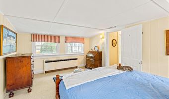 4259 Main St, Barnstable, MA 02630