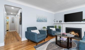 830 Redeemer Ave, Ann Arbor, MI 48103