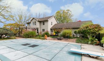 2197 Knollpoint Dr NE, Ada, MI 49301