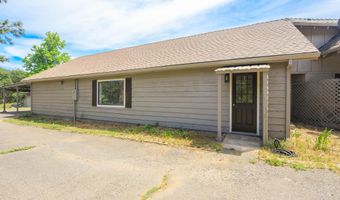 765 Reiten Dr, Ashland, OR 97520