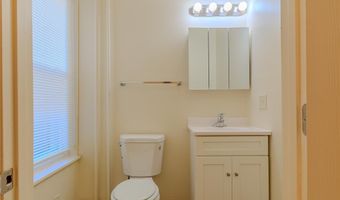 820 N 5TH St, Allentown, PA 18102