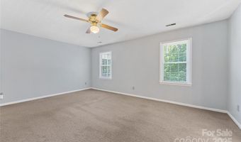 4601 Bournewood Ln, Charlotte, NC 28226