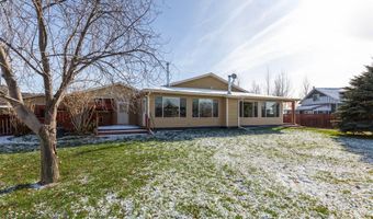 321 E Tobiano Trl, Belgrade, MT 59714