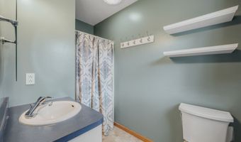 364 Cabin Rd, Colchester, CT 06415