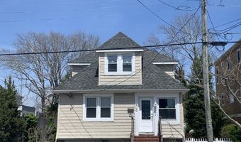 225 Pearl St, Beach Haven, NJ 08008