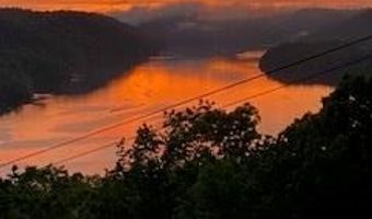 180 Austin Ridge Rd, Baxter, TN 38544