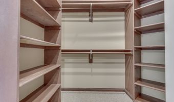 20 Forrests Edge Ct, Indianapolis, IN 46227