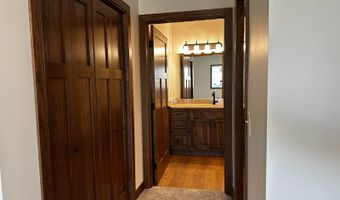 302 S Walnut St, Arnold, NE 69120
